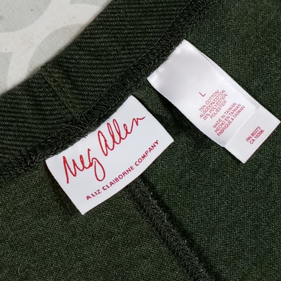 Meg Allen by Liz Claiborne Athletic /Yoga Pants - Picture 16 of 16